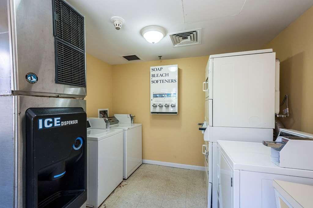 האנט ואלי Quality Suites שירותים תמונה